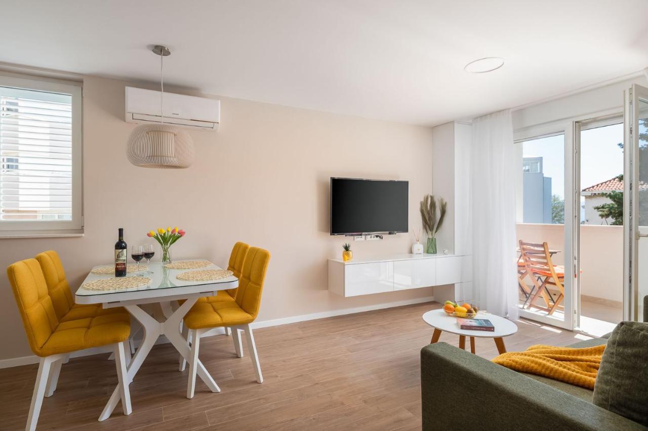 New & Modern Apartment Aa スプリト エクステリア 写真