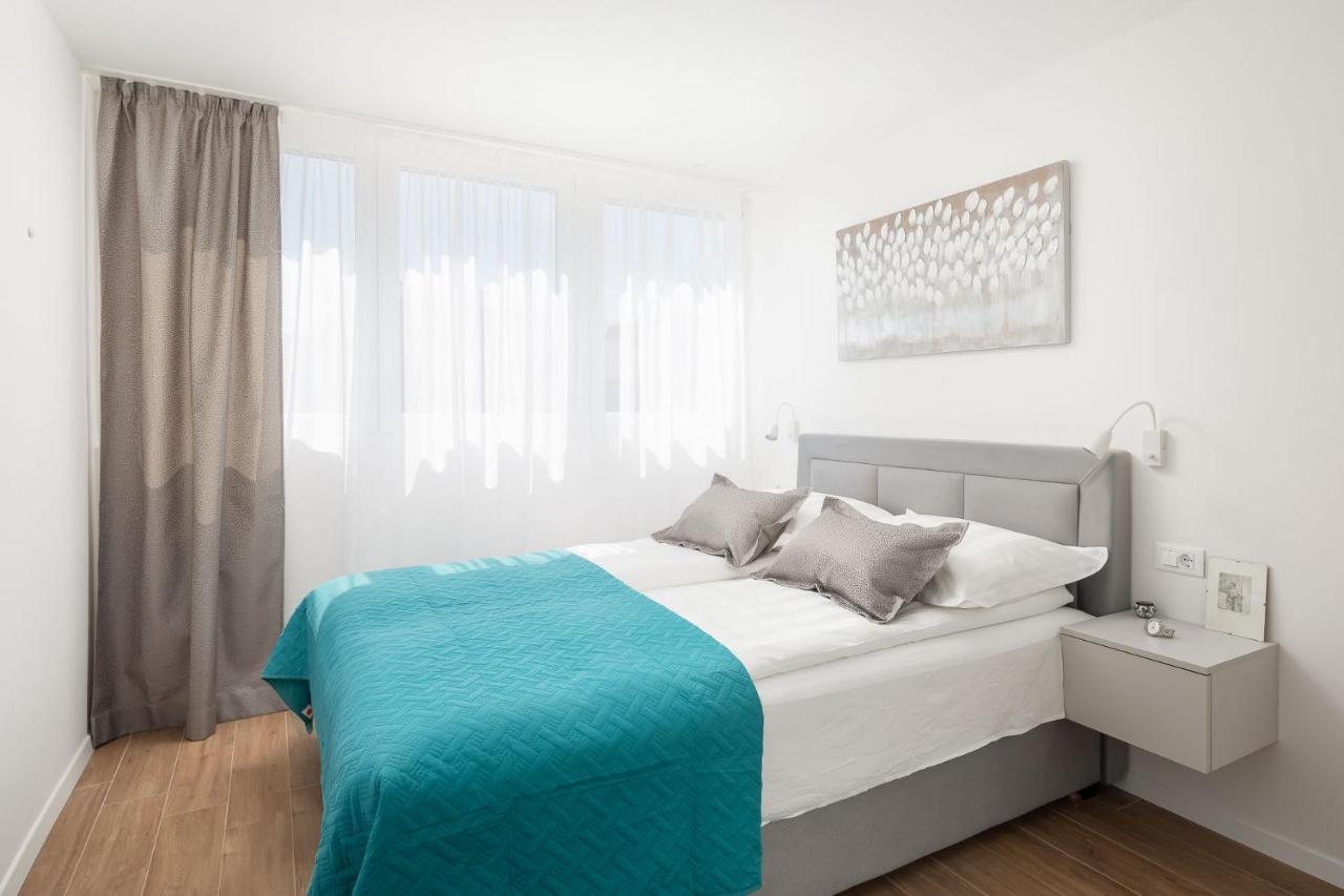 New & Modern Apartment Aa スプリト エクステリア 写真